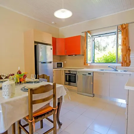 Marias House By